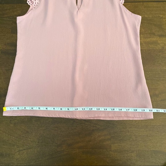 Pink sheer blouse with embroidered sleeves - Picture 8 of 10